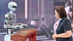 图/中新社记者陈骥旻摄人工智能手艺以史无前例 